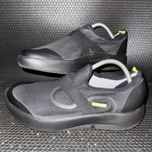 Oofos OOmg Fibre Low Black Gray Slip On Comfort Sneakers Shoes Men’s Size 10.5